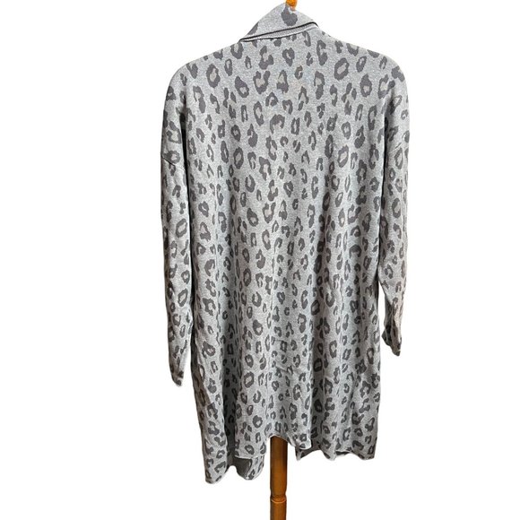 G by Giuliana Jacquard Sweater Knit Duster Cardigan Gray Leopard Size 1X NWOT - Picture 8 of 8